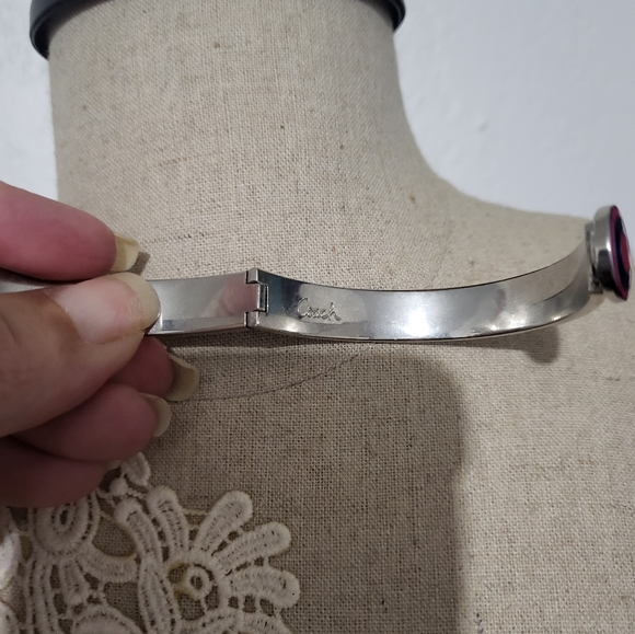 Coach Button Tab Closure - Picture 5 of 5